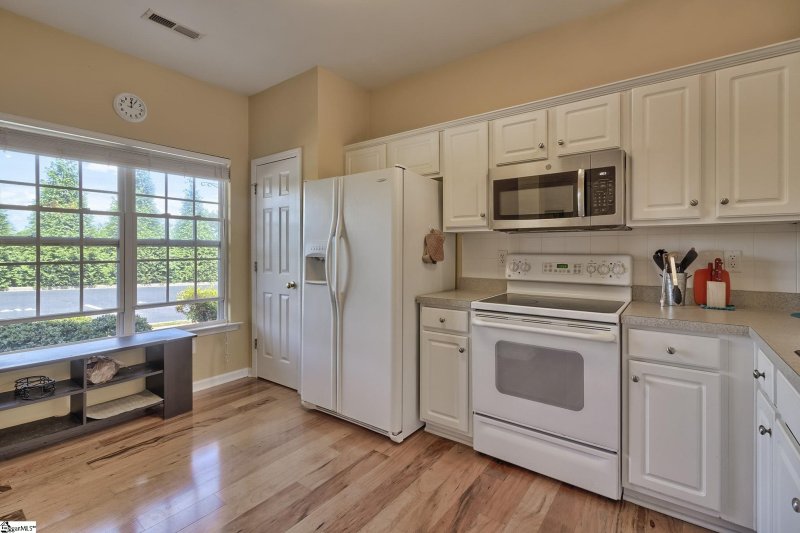 Property image 5 at 717 Rock Hill Court, Greenville, SC 29607