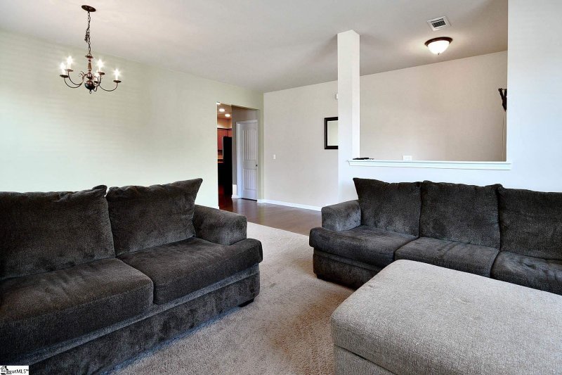 Property image 4 at 17 Shefleys Road, Simpsonville, SC 29690