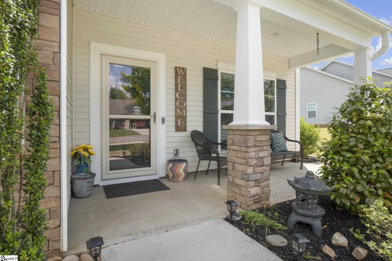 Property image 2 at 250 E Pyrenees Drive, Lyman, SC 29365