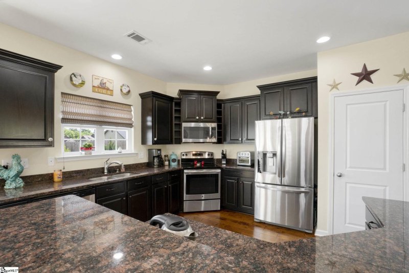 Property image 5 at 250 E Pyrenees Drive, Lyman, SC 29365