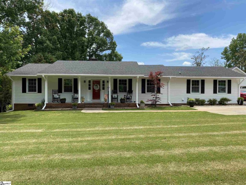 323 Rollingwood Drive