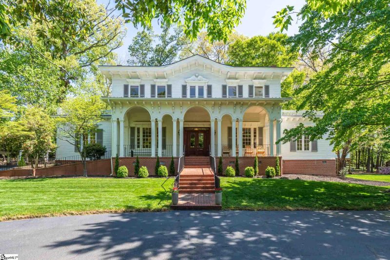 Property image 2 at 8 Bennett Street, Greenville, SC 29601