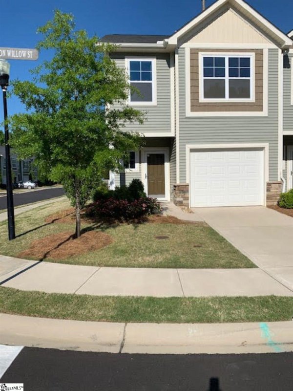 Property image 2 at 201 Button Willow Street, Taylors, SC 29687