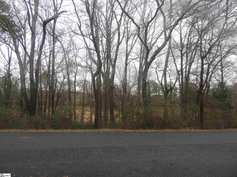 Property image 3 at 515 Quail Hollow Road, Anderson, SC 29621