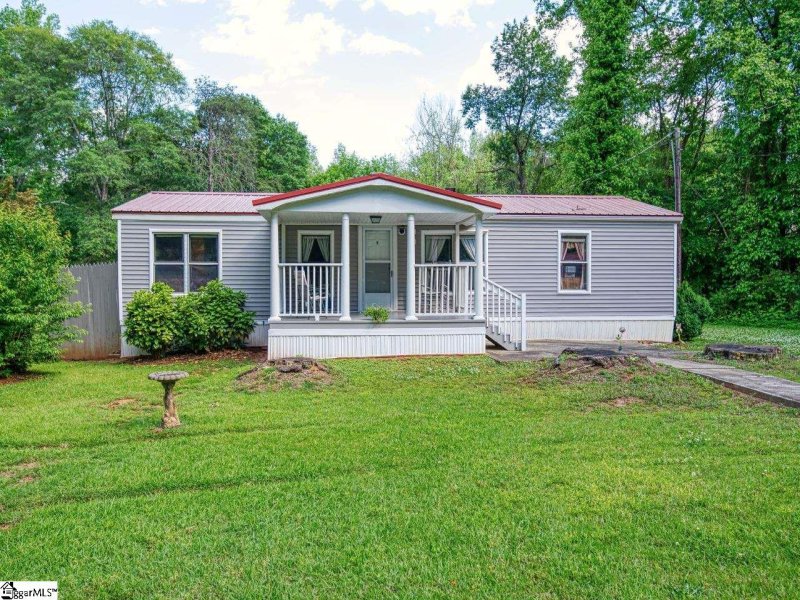 Property image 2 at 108 Shady Acres Circle, Greenville, SC 29611-7076