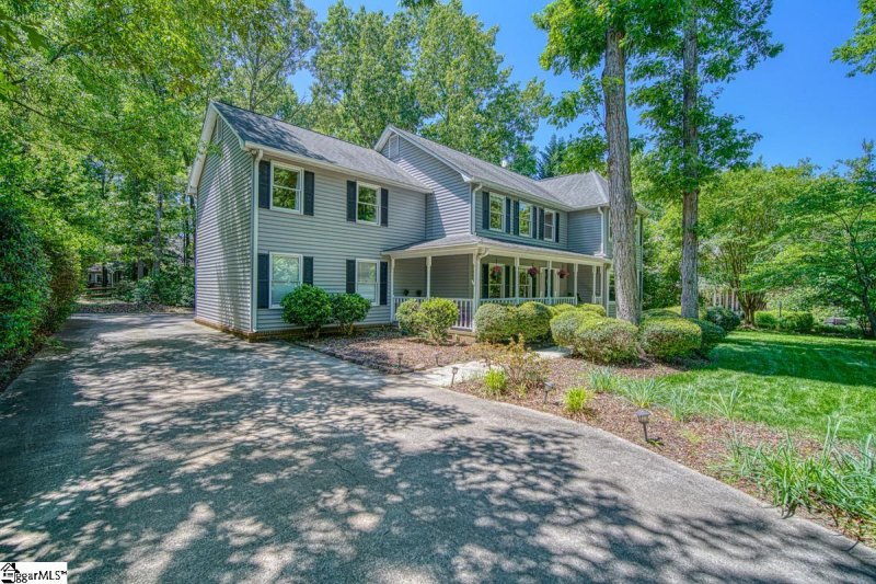 Property image 2 at 310 Chenoweth Drive, Simpsonville, SC 29681