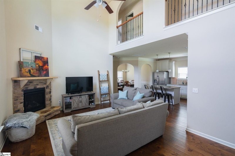 Property image 5 at 125 Deer Drive, Greenville, SC 29611