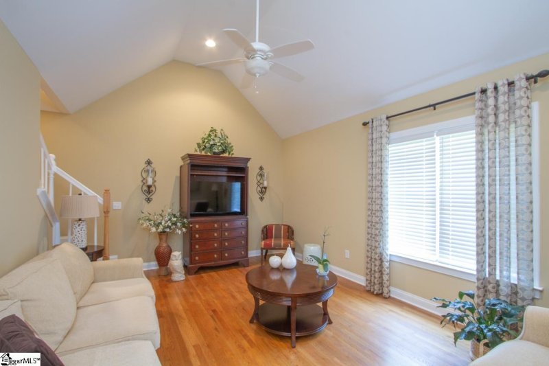 Property image 4 at 116 Commons Drive, Easley, SC 29642