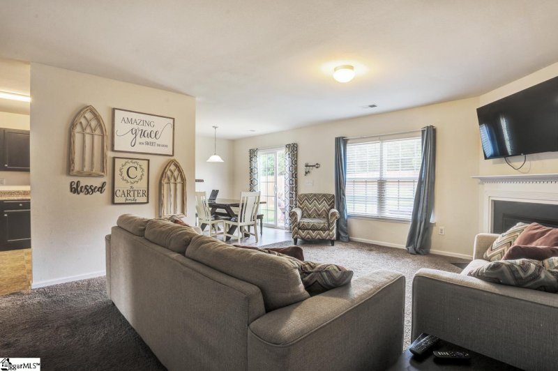 Property image 5 at 107 Hickory Knob Lane, Wellford, SC 29385