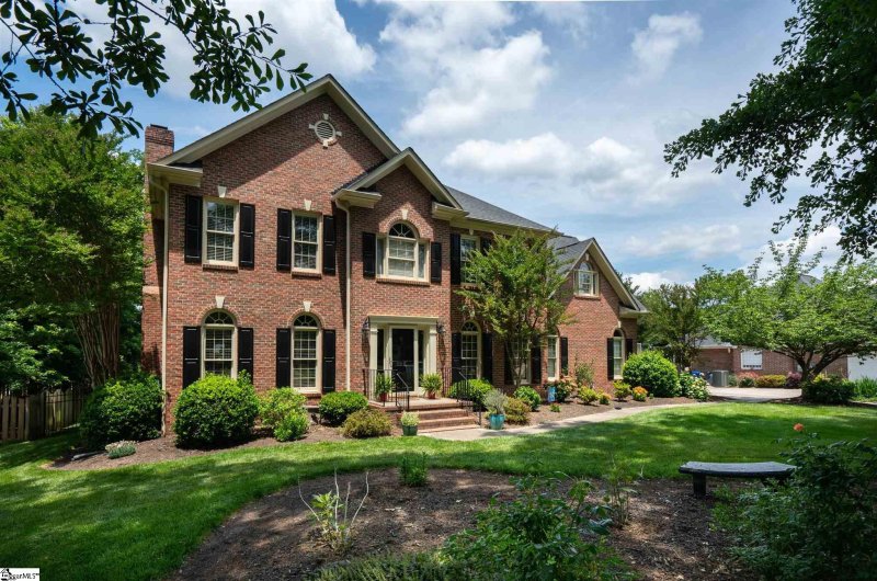 Property image 2 at 125 E Cranberry Lane, Greenville, SC 29615