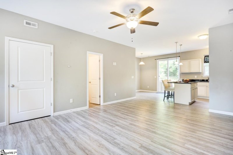 Property image 5 at 97 Huntress Drive, Greer, SC 29651
