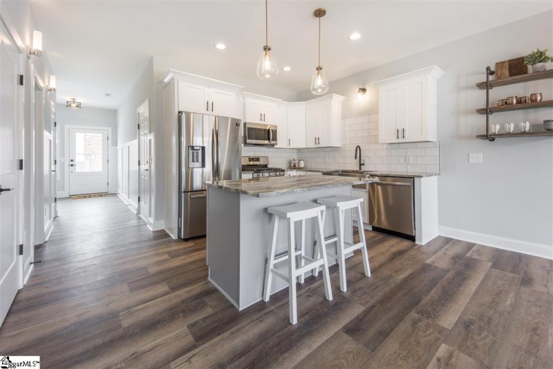 Property image 4 at 126 PARK Avenue, Greer, SC 29651