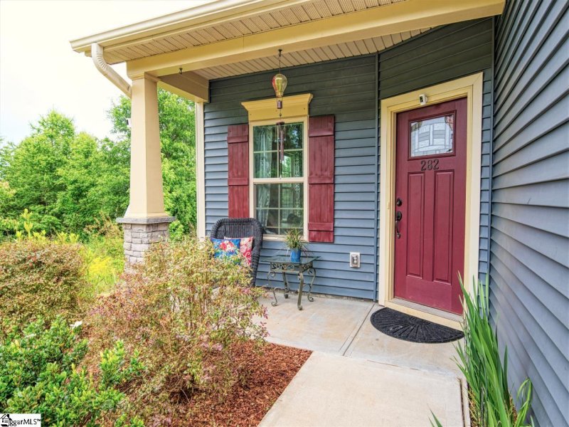 Property image 2 at 282 E Pyrenees Drive, Lyman, SC 29365
