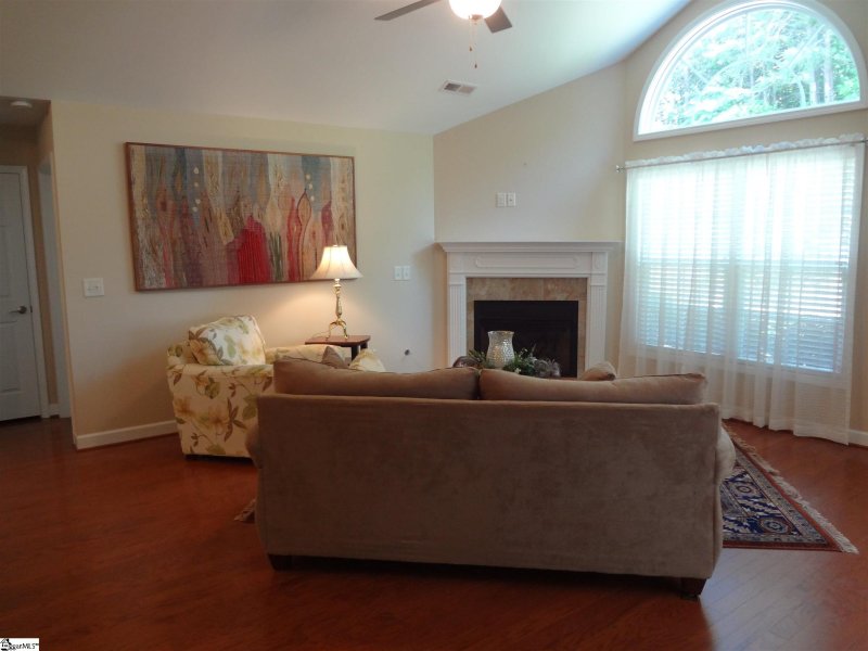 Property image 5 at 202 Sunset Glory Lane, Greenville, SC 29617