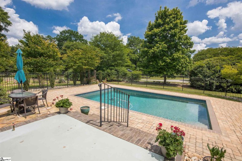 Property image 4 at 305 Providence Way, Easley, SC 29642