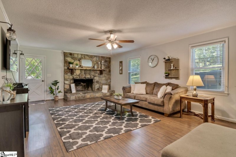 Property image 5 at 221 Timbrooke Way, Easley, SC 29642