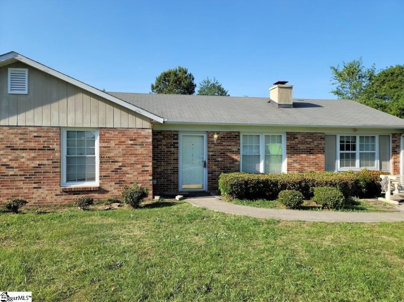 Property image 3 at 111 Palamon Street, Piedmont, SC 29673