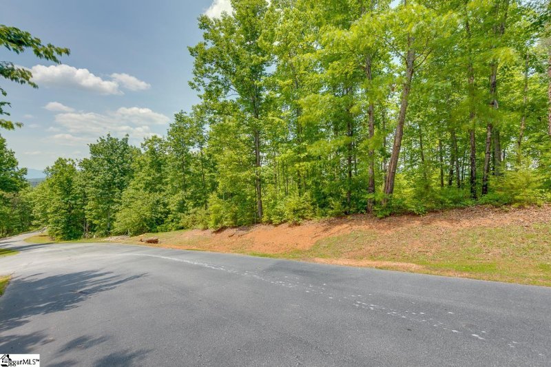 Property image 5 at 210 Cliffside Trail, Pickens, SC 29671