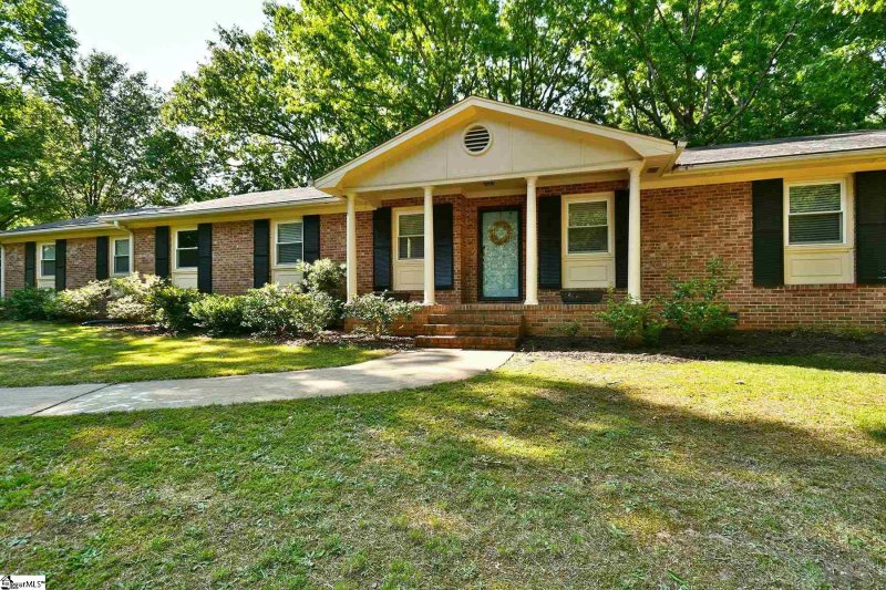 Property image 3 at 114 Wallingford Road, Greenville, SC 29609