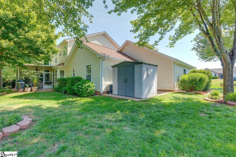 Property image 4 at 125 Cotton Hill Lane, Greer, SC 29651