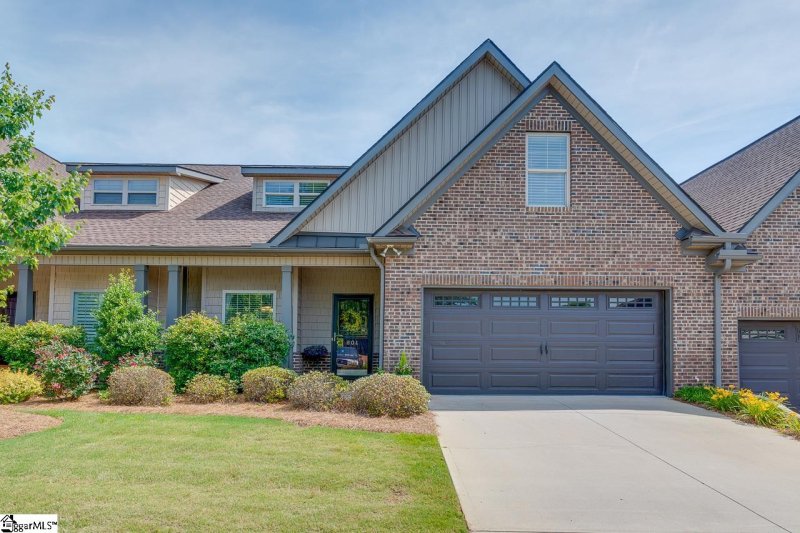 804 Asheton Commons Lane