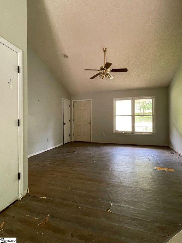 Property image 3 at 53 Charterhouse Avenue, Piedmont, SC 29673