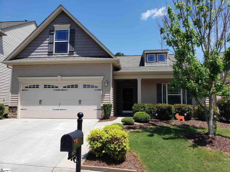 Property image 2 at 105 Penrith Court, Simpsonville, SC 29681