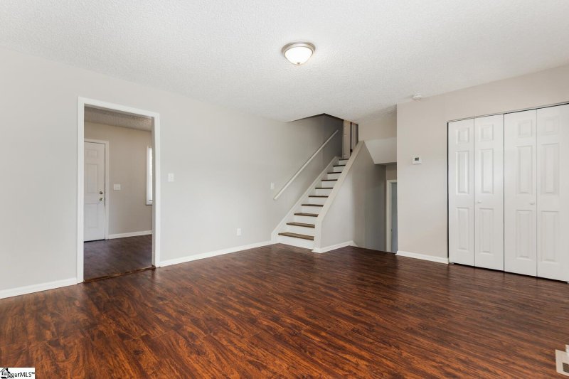 Property image 4 at 501 Old Farm Road, Moore, SC 29369