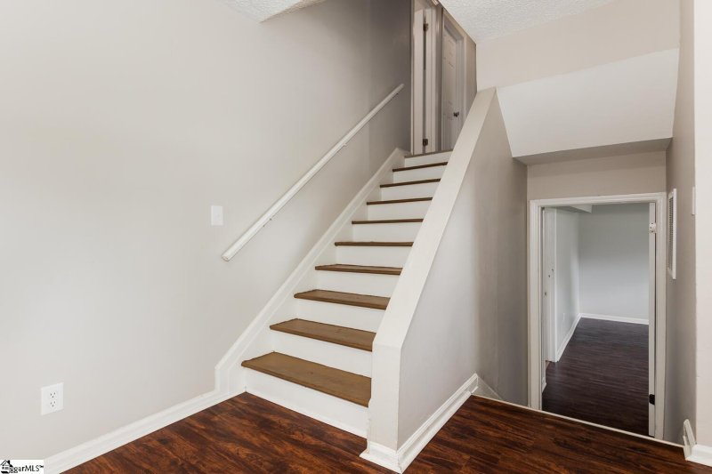 Property image 5 at 501 Old Farm Road, Moore, SC 29369