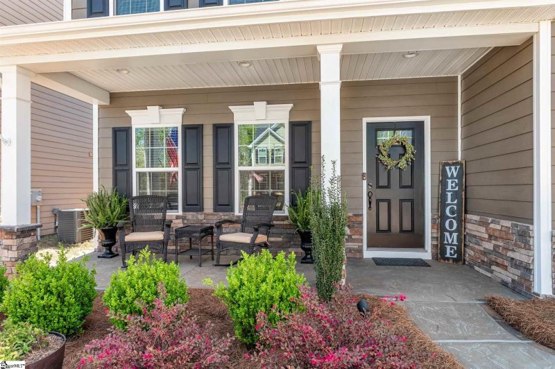 Property image 2 at 19 Fawn Hill Drive, Simpsonville, SC 29681-8065