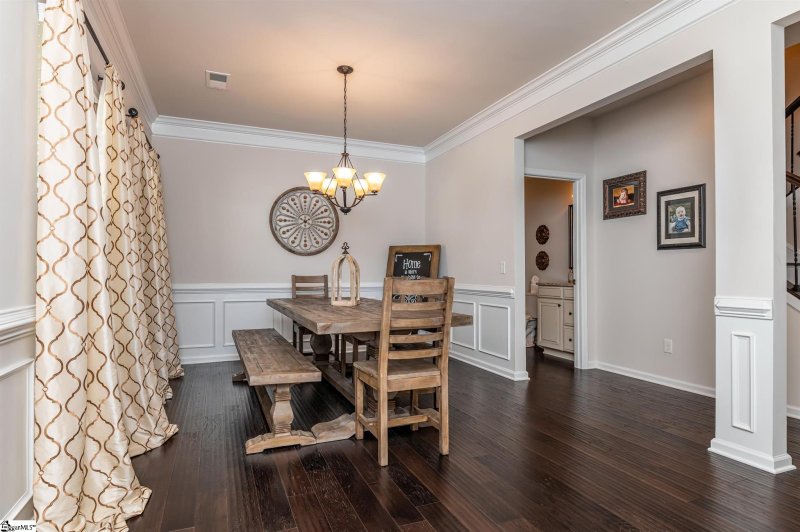 Property image 4 at 19 Fawn Hill Drive, Simpsonville, SC 29681-8065