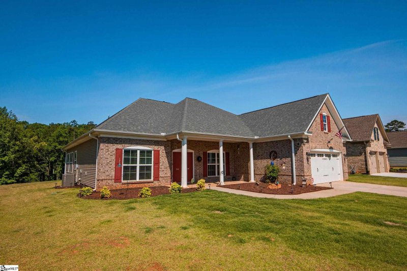 Property image 2 at 244 Crestgate Way, Easley, SC 29642