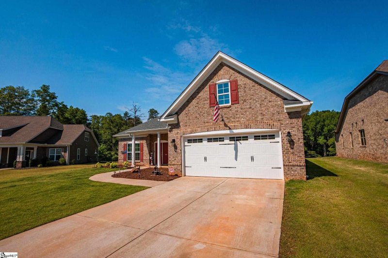 Property image 3 at 244 Crestgate Way, Easley, SC 29642