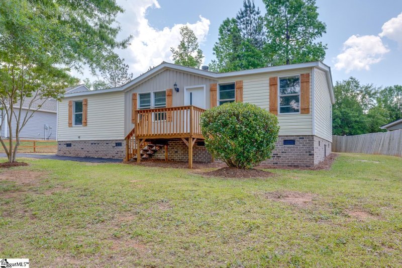 Property image 2 at 100 Dream Court, Liberty, SC 29657