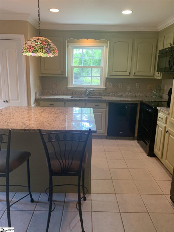 Property image 5 at 7 Dahlglen Avenue, Greenville, SC 29607