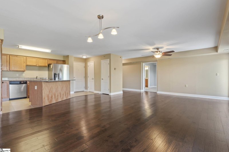 Property image 3 at 1001 S Church Street, Greenville, SC 29601