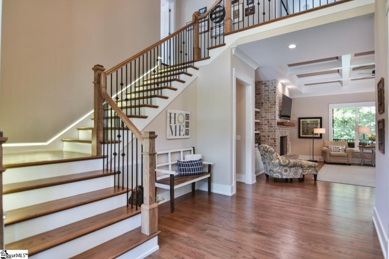 Property image 2 at 105 Greendale Lane, Greer, SC 29651