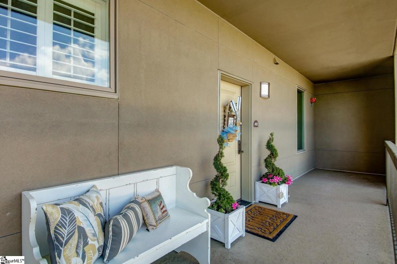 Property image 3 at 402 Watermarke Lane, Anderson, SC 29625