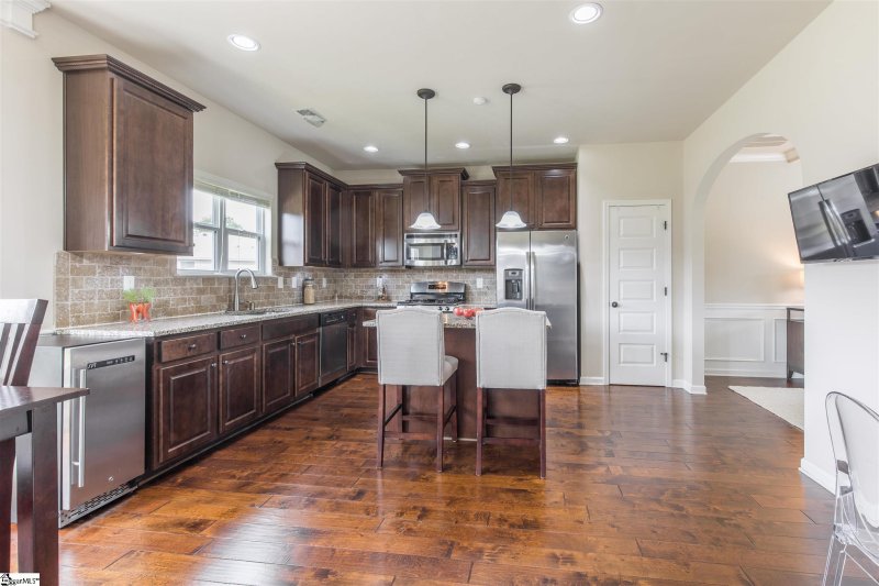 Property image 5 at 708 Heathridge Court, Woodruff, SC 29388