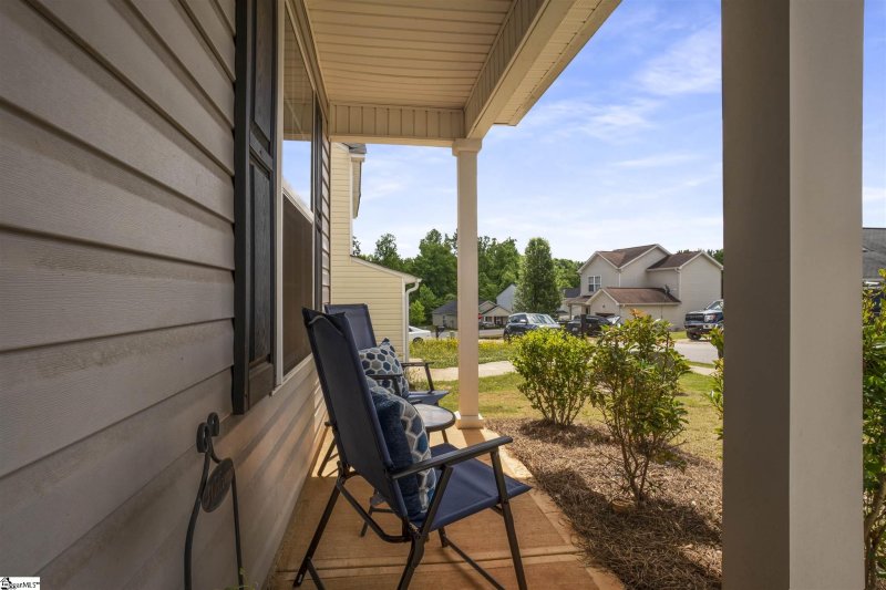 Property image 3 at 7 Arturo Road, Piedmont, SC 29673