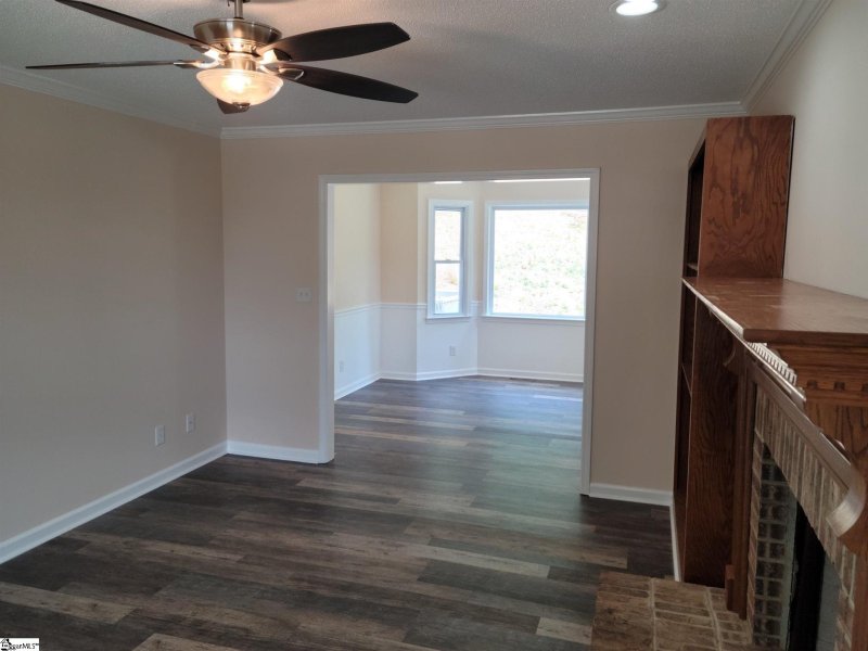 Property image 4 at 309 Stone River Way, Taylors, SC 29687