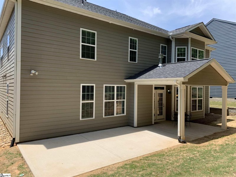 Property image 5 at 8 Woodland Chase Court, Simpsonville, SC 29681