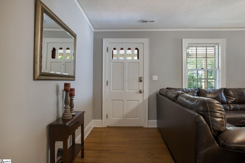 Property image 5 at 1 Wills Cap Court, Greer, SC 29651