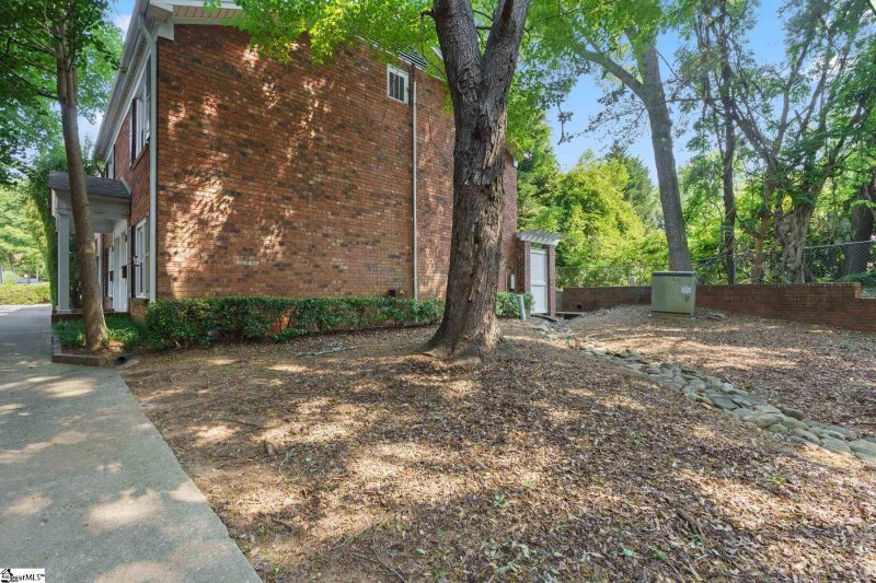 Property image 4 at 501 Edwards Road, Greenville, SC 29615