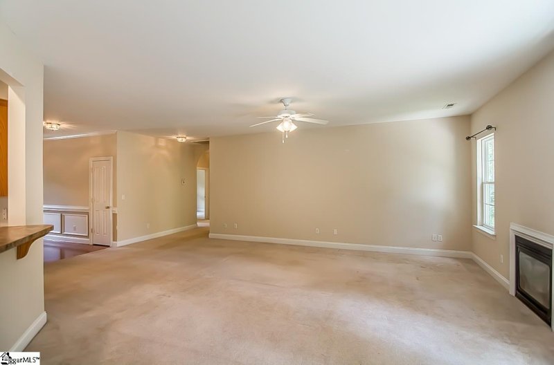 Property image 3 at 138 Sunshine Drive, Simpsonville, SC 29681