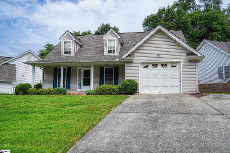 Property image 2 at 125 Grand Oak Circle, Pendleton, SC 29670