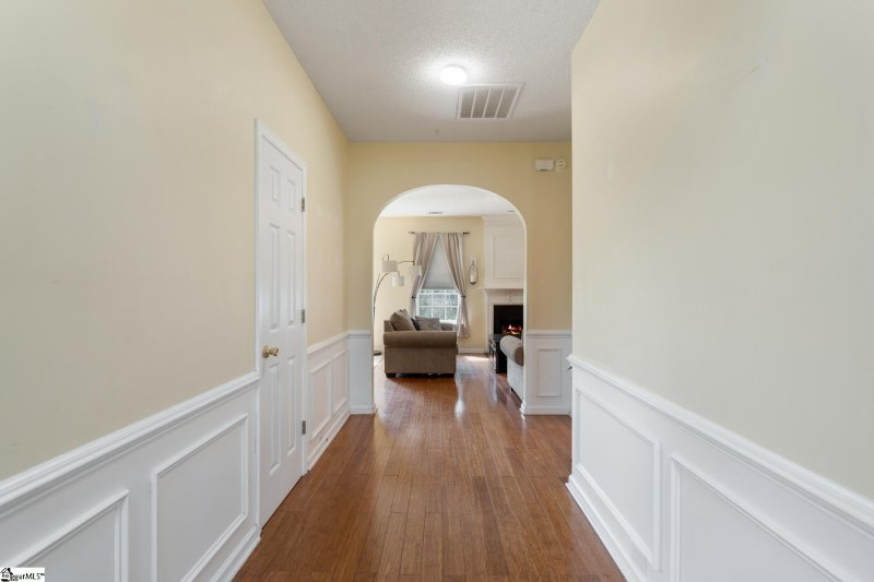 Property image 3 at 22 Birkhall Circle, Greenville, SC 29605