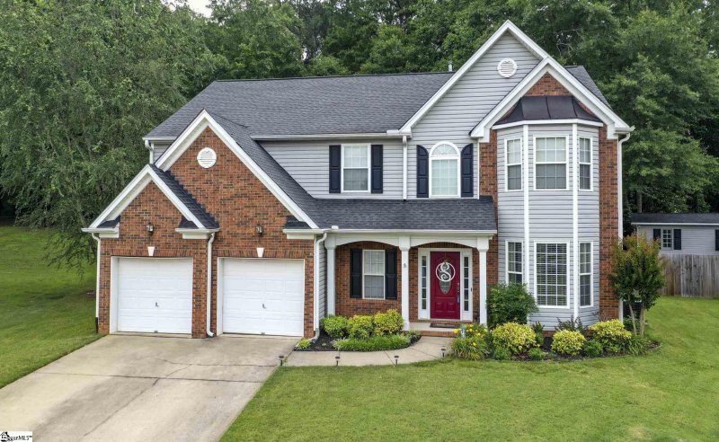 Property image 2 at 574 E Abington Way, Spartanburg, SC 29301