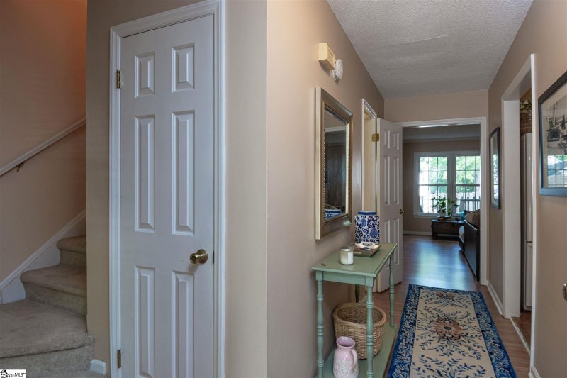 Property image 3 at 523 Wentworth Street, Mauldin, SC 29662