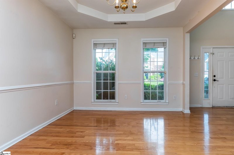 Property image 3 at 20 Collier Lane, Greer, SC 29650